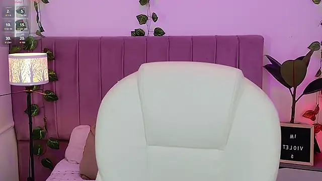 Snapshot of VioletBlacke_ chatting on 11/09/25, 01:31 VioletBlacke online show from 11/09/25, 01:31