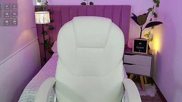 Snapshot of VioletBlacke_ chatting on 11/10/25, 02:38 VioletBlacke online show from 11/10/25, 02:38