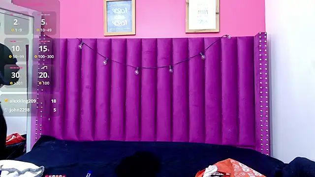 cosplaydate online show from 10/28/25, 02:48