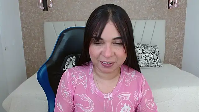 AliceSmiith  online show from 10/19/25, 05:57