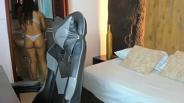 angie leonn online show from 02/19/26, 12:23