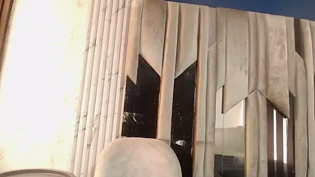 KiraaWild online show from 10/15/25, 07:14