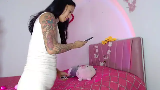 Snapshot of Liahdiaz_ chatting on 09/19/25, 12:39 Liahdiaz online show from 09/19/25, 12:39