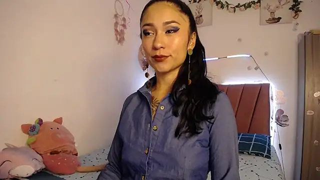 Liahdiaz  online show from 04/15/26, 12:23