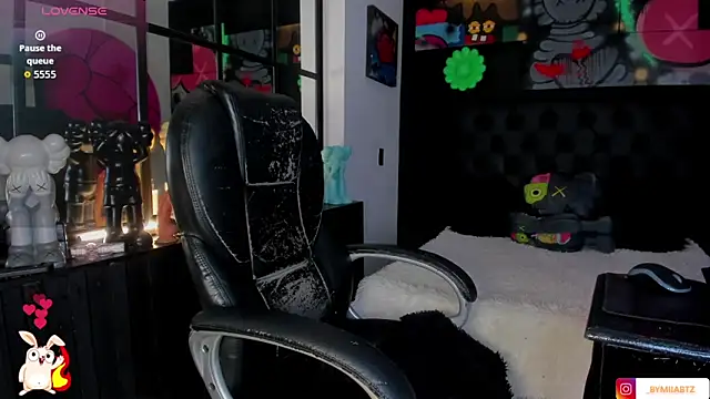 miIa bratz online show from 02/05/26, 08:13