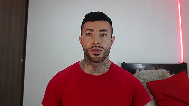 andrea de lucaa online show from 03/05/26, 02:29