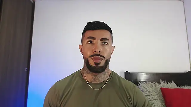 andrea de lucaa online show from 04/05/26, 08:50