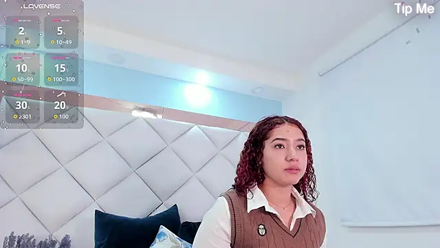 megannherrera online show from 04/26/26, 01:53