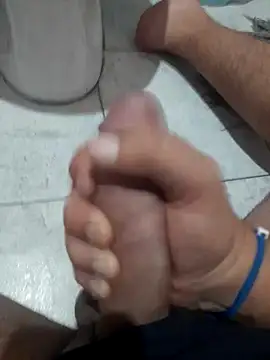 Snapshot of Facosaf chatting on 11/14/25, 04:33 Facosaf online show from 11/14/25, 04:33