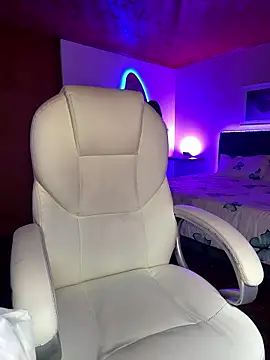 Snapshot of Isabella18_pink chatting on 01/10/26, 06:09 Isabella18 pink online show from 01/10/26, 06:09