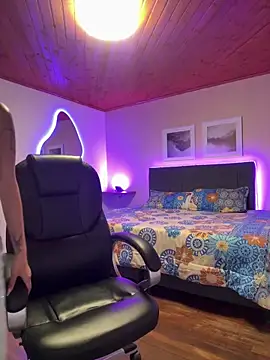 Snapshot of Isabella18_pink chatting on 02/02/26, 06:17 Isabella18 pink online show from 02/02/26, 06:17