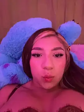 Isabella18 pink online show from 05/29/26, 01:53