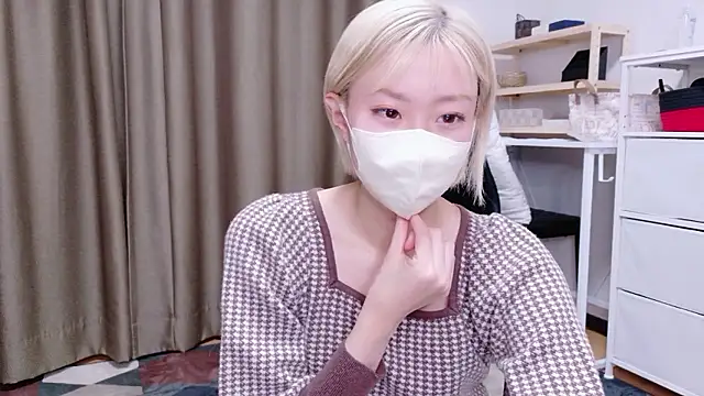 Nana  ch online show from 02/19/26, 08:16