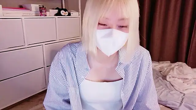 Nana  ch online show from 07/11/26, 04:21