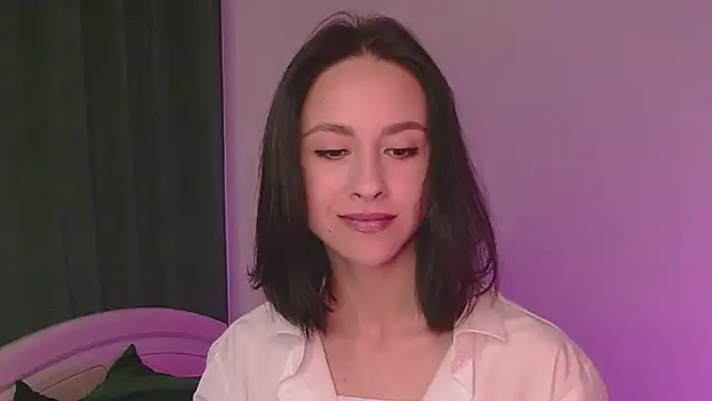 MiaSweetasHoney online show from 09/18/25, 09:00