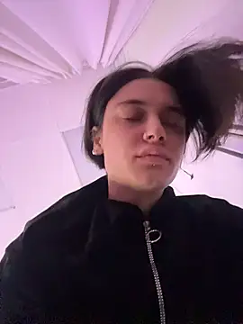 VioletAsh online show from 01/18/26, 04:16