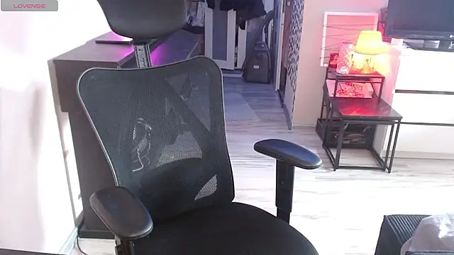   Leyla   online show from 02/22/26, 02:15