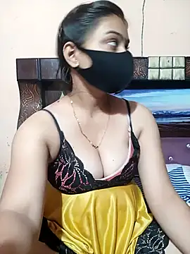 Priyanka Pal online show from 10/20/25, 04:40