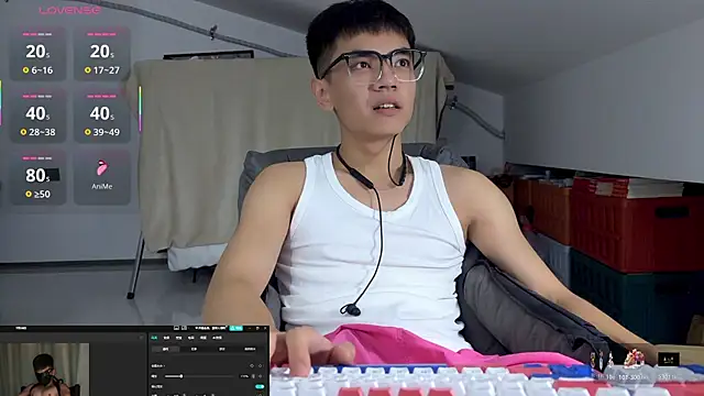 Snapshot of XTTX49 chatting on 07/26/26, 02:35 XTTX49 online show from 07/26/26, 02:35
