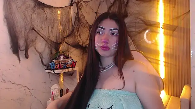 Sophia tf online show from 10/16/25, 01:34