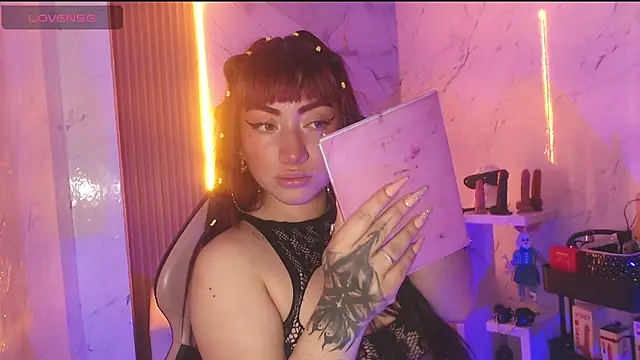 Sophia tf online show from 04/22/26, 03:31