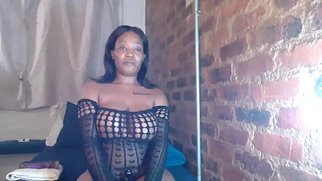 SweetPortableAmber online show from 09/18/25, 10:12