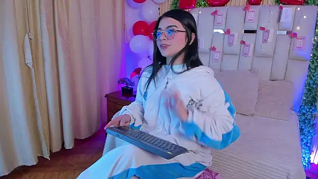 Snapshot of Jade_Nmm chatting on 02/17/26, 12:45 Jade Nmm online show from 02/17/26, 12:45