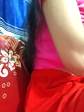 Snapshot of maya-Couple19 chatting on 11/01/25, 06:10 maya-Couple19 online show from 11/01/25, 06:10