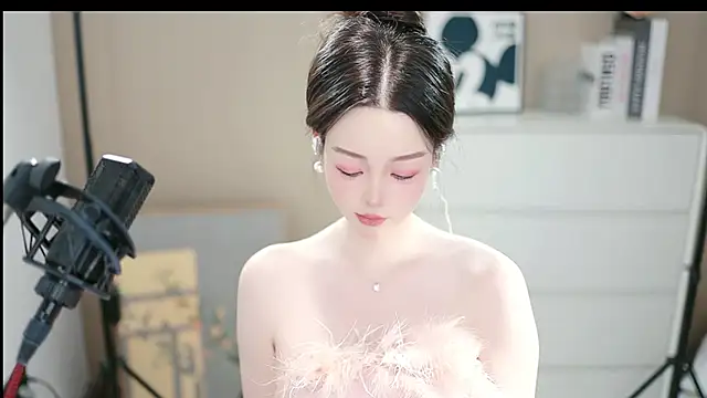 abbyli12 online show from 11/23/25, 04:29