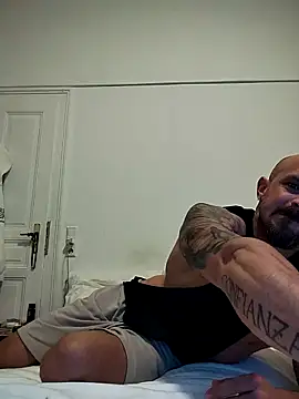 Snapshot of Visto36 chatting on 11/03/25, 12:24 Visto36 online show from 11/03/25, 12:24