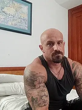 Snapshot of Visto36 chatting on 07/06/26, 01:57 Visto36 online show from 07/06/26, 01:57