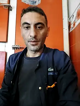 mahdiDido online show from 11/17/25, 12:11