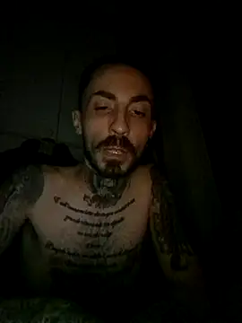 Snapshot of Robe420 chatting on 11/10/25, 01:48 Robe420 online show from 11/10/25, 01:48