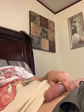 Snapshot of Allinside666 chatting on 11/18/25, 04:22 Allinside666 online show from 11/18/25, 04:22