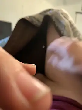 Snapshot of Allinside666 chatting on 11/19/25, 06:41 Allinside666 online show from 11/19/25, 06:41