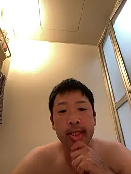 Snapshot of shin0689 chatting on 09/21/25, 04:47 shin0689 online show from 09/21/25, 04:47