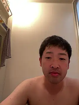 Snapshot of shin0689 chatting on 10/11/25, 02:04 shin0689 online show from 10/11/25, 02:04