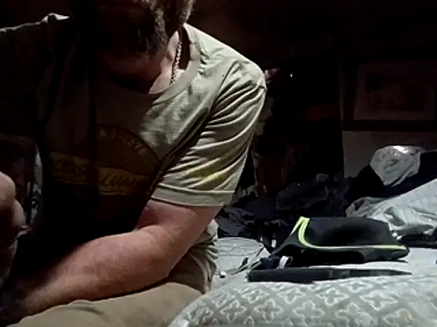 Snapshot of bearded_cross chatting on 02/08/26, 08:12 bearded cross online show from 02/08/26, 08:12