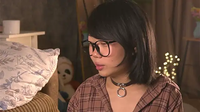  molly molly molly  online show from 04/08/26, 09:37