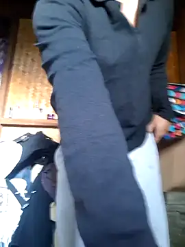 Snapshot of TheLonewolf8 chatting on 11/25/25, 12:54 TheLonewolf8 online show from 11/25/25, 12:54