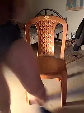 Snapshot of TheLonewolf8 chatting on 12/21/25, 03:52 TheLonewolf8 online show from 12/21/25, 03:52