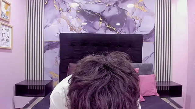 Snapshot of Desire_Ecstasy chatting on 11/26/25, 12:50 Desire Ecstasy online show from 11/26/25, 12:50