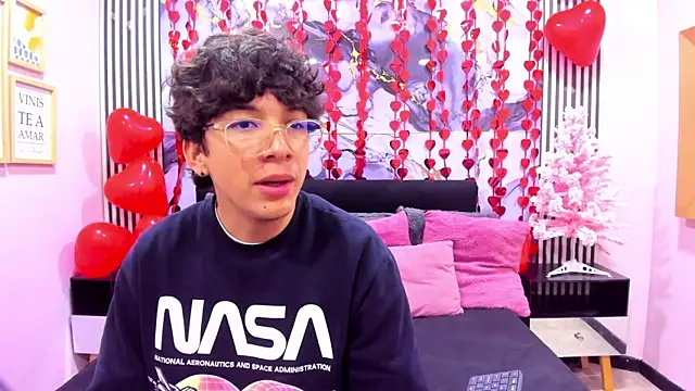 Desire Ecstasy online show from 02/21/26, 03:18