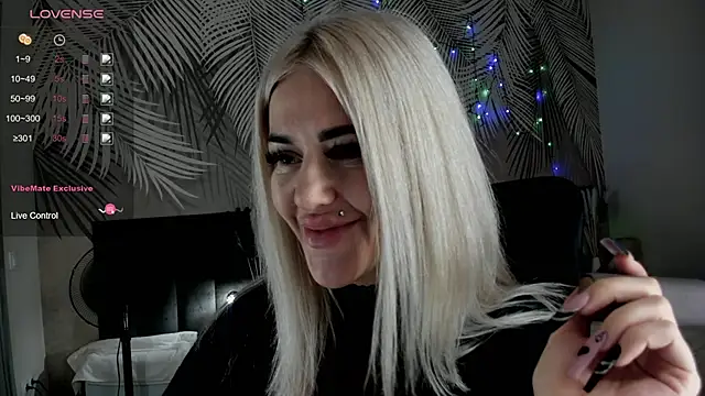 Kira Key online show from 03/16/26, 01:55