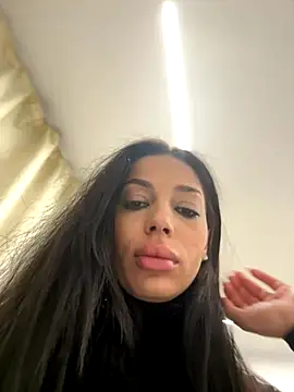 Bella Vixen  online show from 11/07/25, 11:05