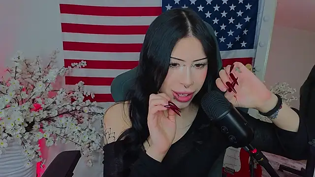 venomeowww   online show from 03/06/26, 04:09