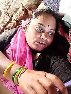 Snapshot of Soniya_jat chatting on 10/14/25, 09:10 Soniya jat online show from 10/14/25, 09:10