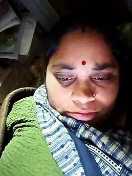 Snapshot of Soniya_jat chatting on 12/16/25, 02:22 Soniya jat online show from 12/16/25, 02:22