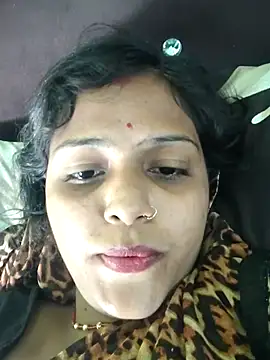 AnanyaKapoor89 online show from 11/11/25, 10:04