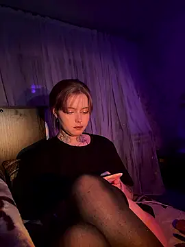 Snapshot of n1ghtcloud chatting on 01/13/26, 09:20 n1ghtcloud online show from 01/13/26, 09:20